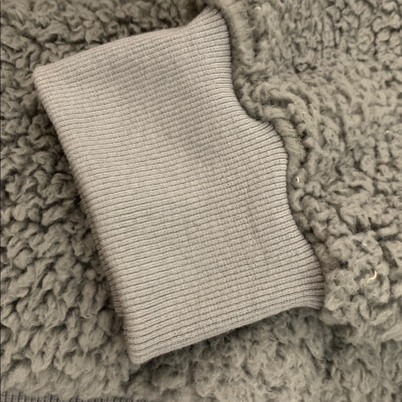 Merokeety Gray Sherpa Jacket - Picture 4 of 11